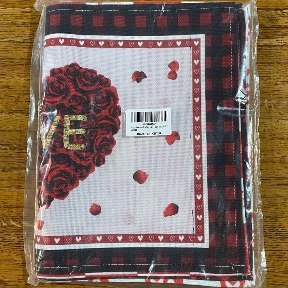 Valentines Placemats Set of 4 NWT